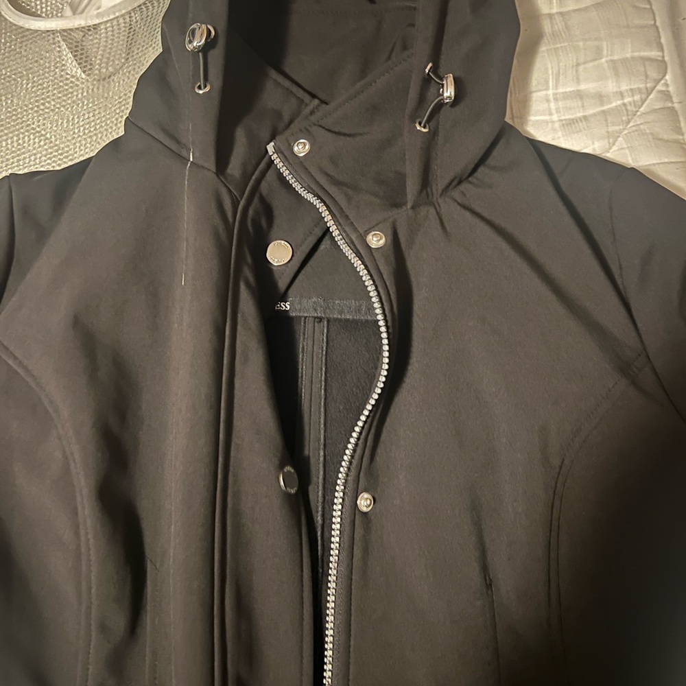 Guess Jacket - Picture 9 of 9